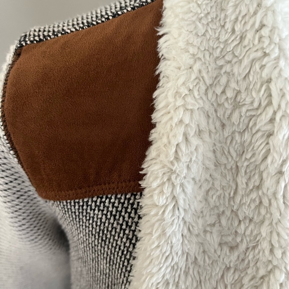 Style & Co. Black and White Sweater - Picture 3 of 5